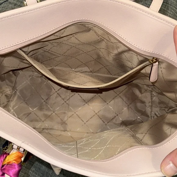 Michael Kors Tote Jet Set Large Pink Leather Travel Work Bag - Picture 10 of 17